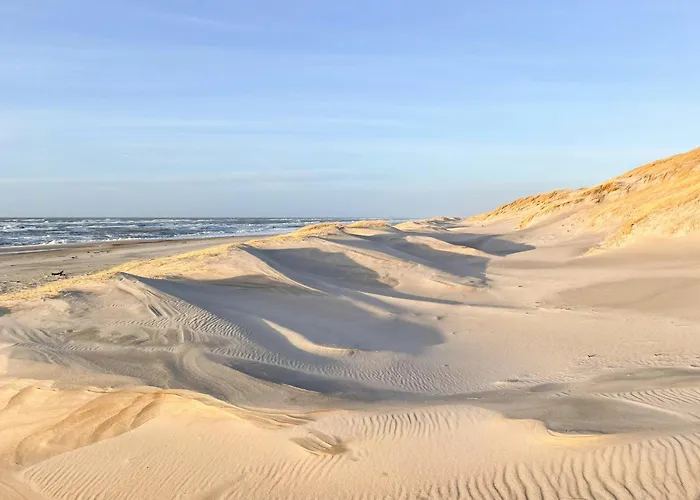 Nyaraló Bright House In Dune Row Near The North Sea *